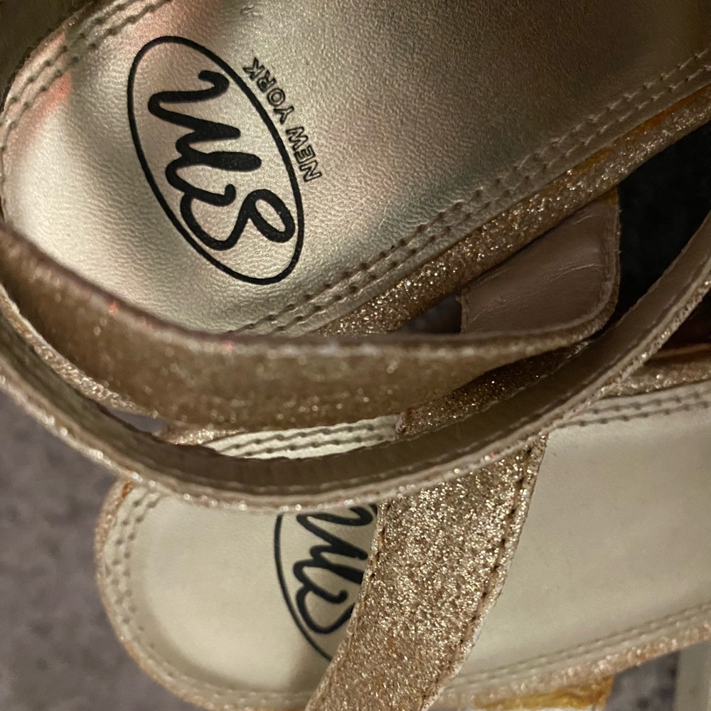 BARELY WORN sparkly high heel wedge shoes size 6-7 EXCELLENT CONDITION!!! - Picture 5 of 7